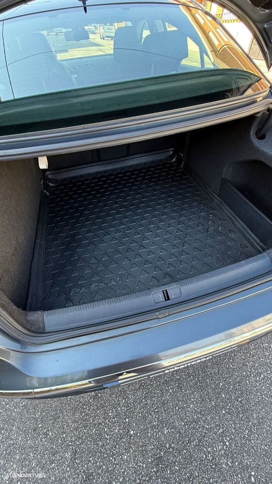 VW Passat CC 2.0 TDi DSG - 11