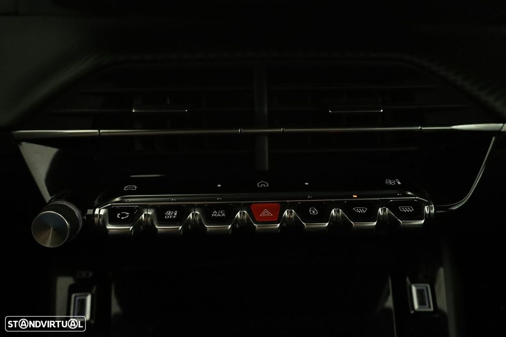 Peugeot 2008 1.2 PureTech Allure - 13