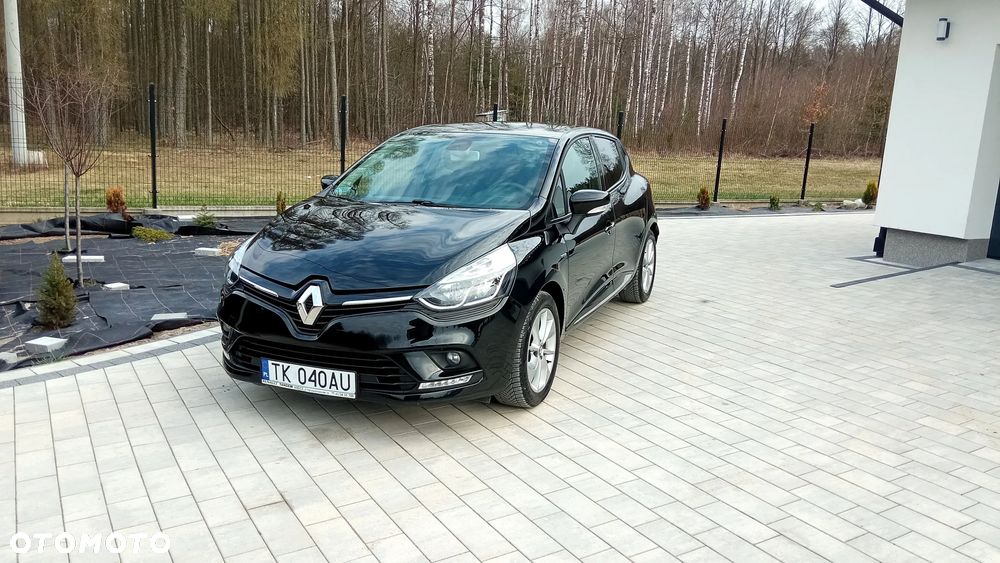 Renault Clio - 1