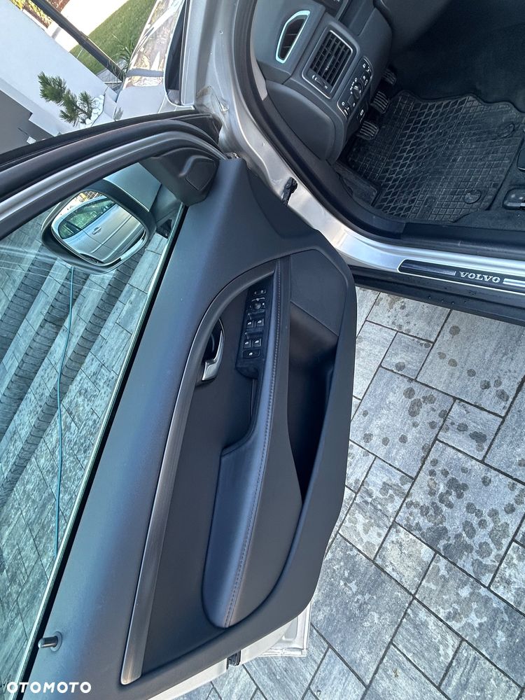 Volvo XC 70 D4 Drive-E Momentum - 11