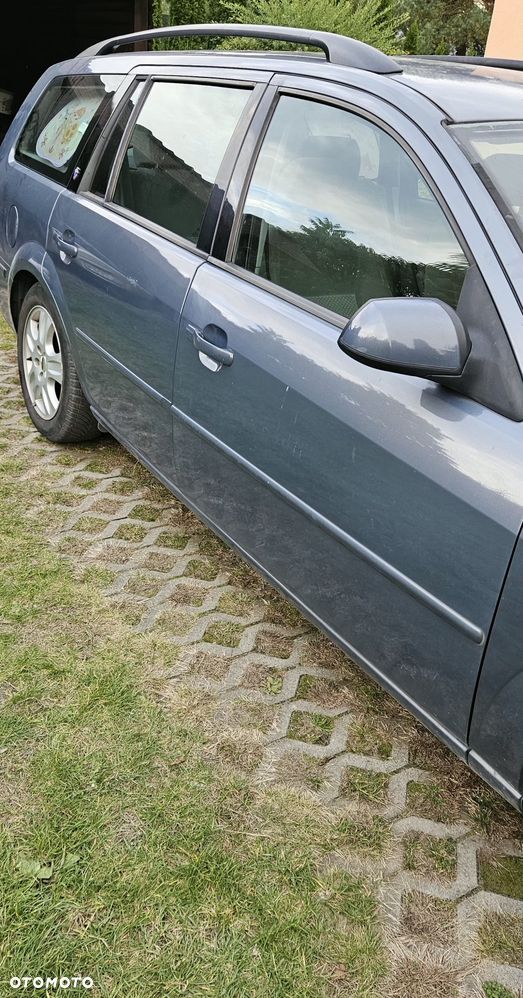 Ford Mondeo - 3