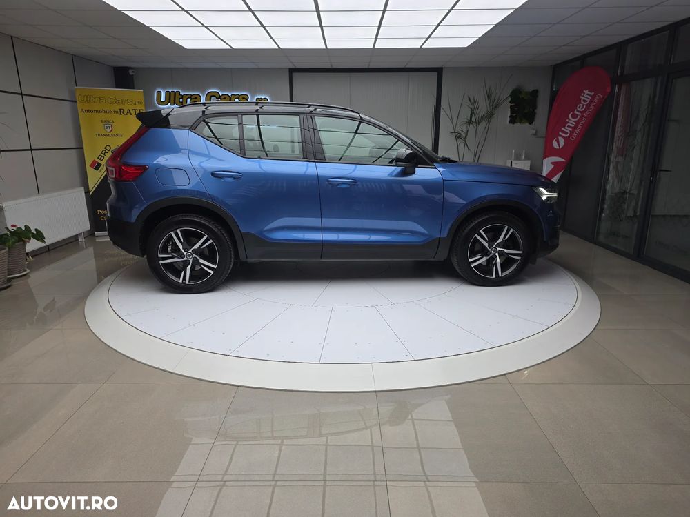 Volvo XC 40 D4 AWD Geartronic R-Design - 7