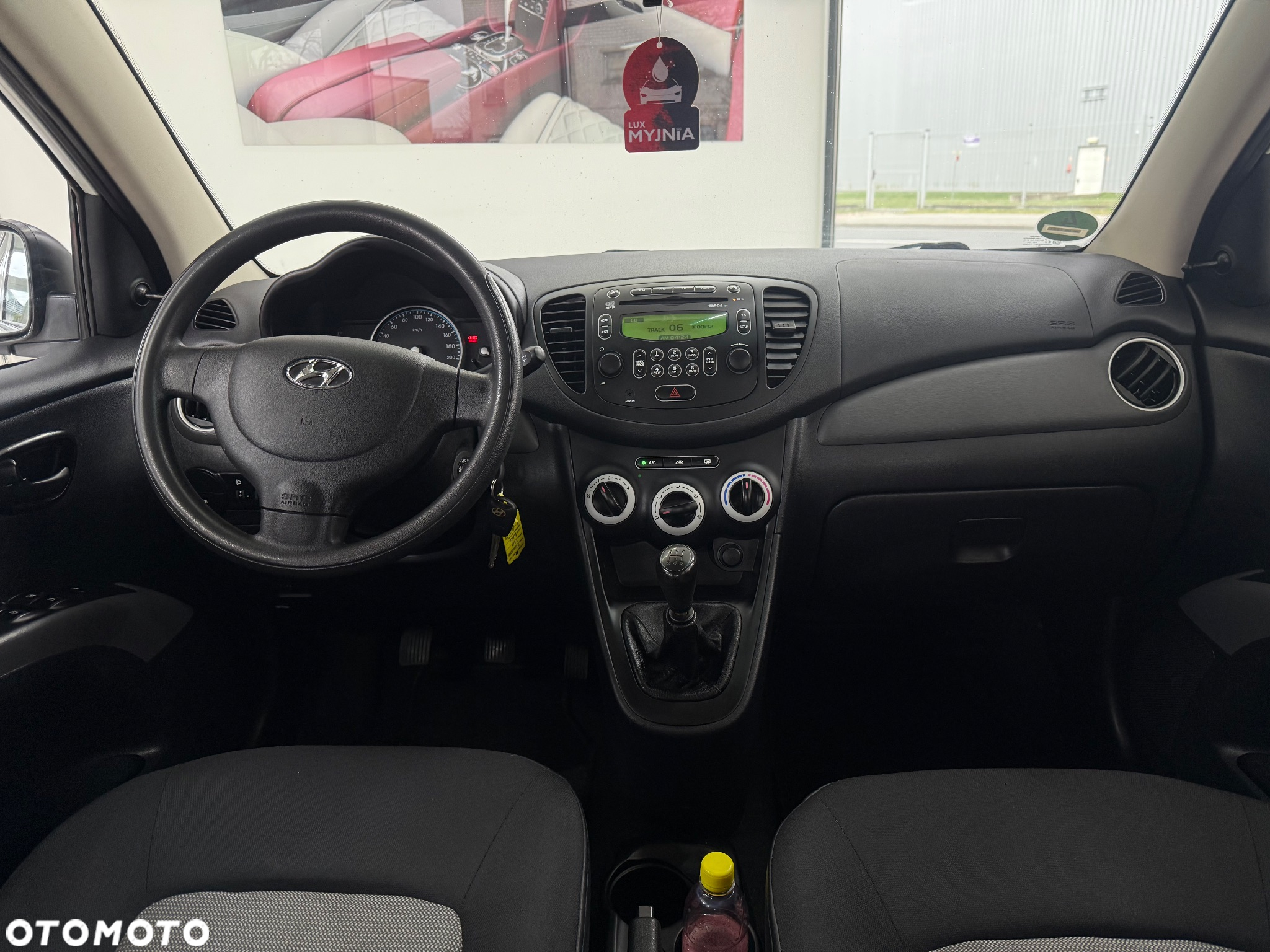 Hyundai i10 1.1 Premium - 6