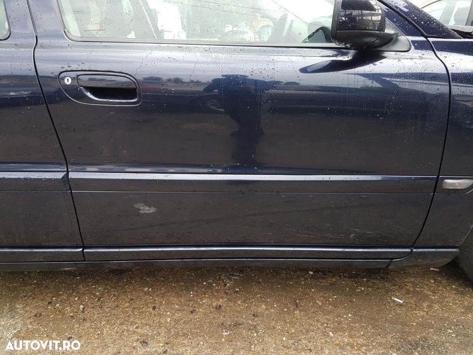 Usa / Portiera Dreapta Fata Volvo S60 2000 - 2009 Cod Culoare 467 - 1