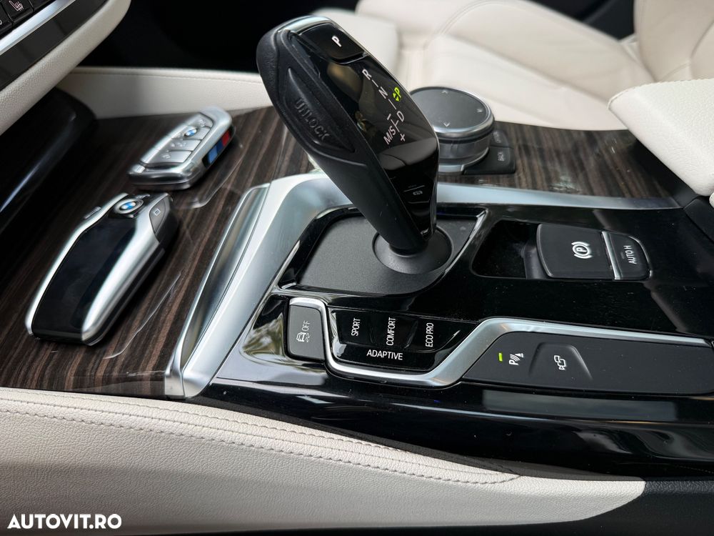 BMW Seria 5 530d xDrive Aut. - 41