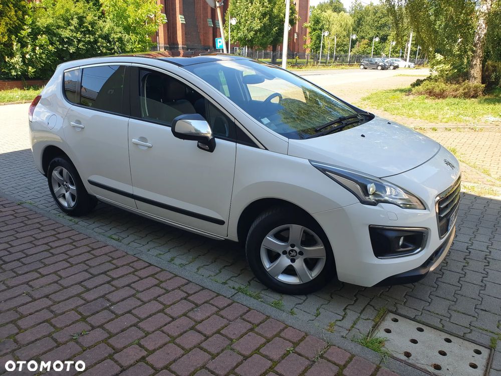 Peugeot 3008 HDi 150 Allure - 11