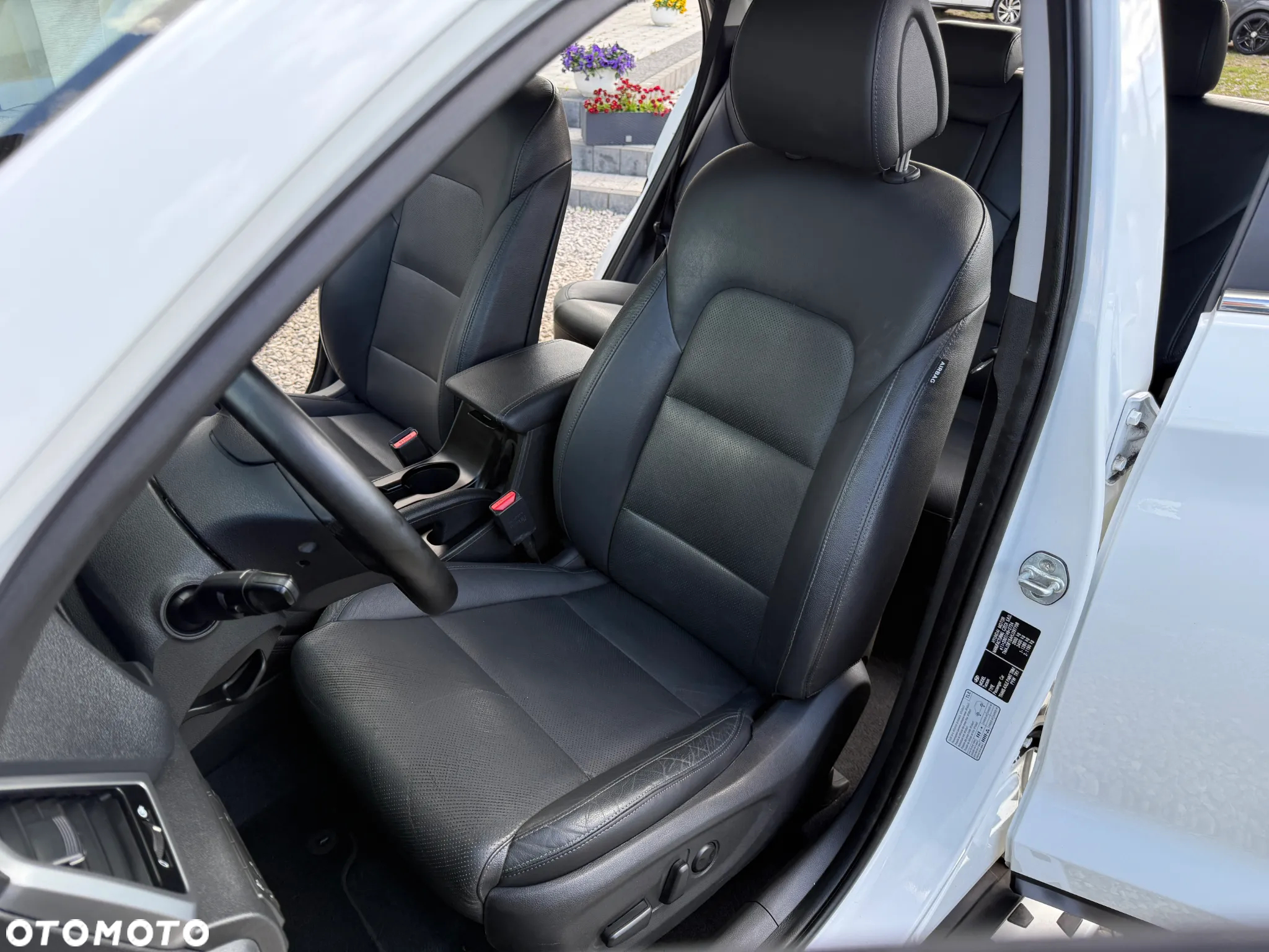 Hyundai Tucson blue 1.7 CRDi 2WD Style - 25