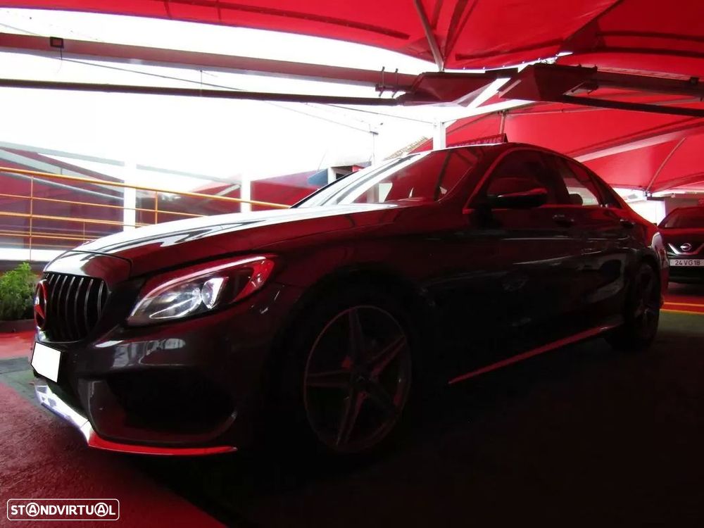 Mercedes-Benz C 200 d AMG Line - 24