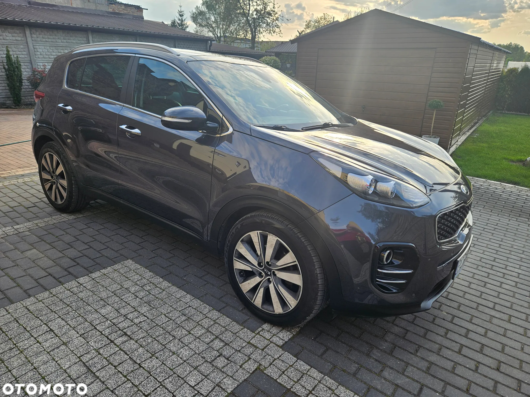 Kia Sportage 1.7 CRDI 2WD Dream-Team Edition - 3