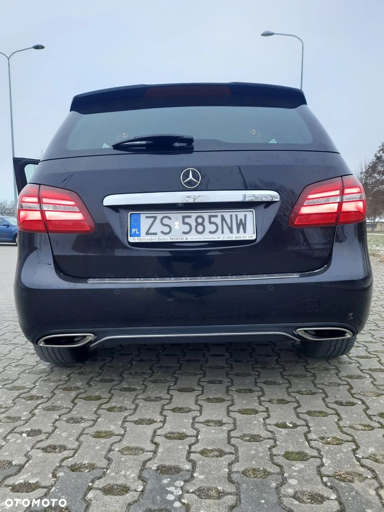 Mercedes-Benz Klasa B 180 (CDI) d Urban - 19