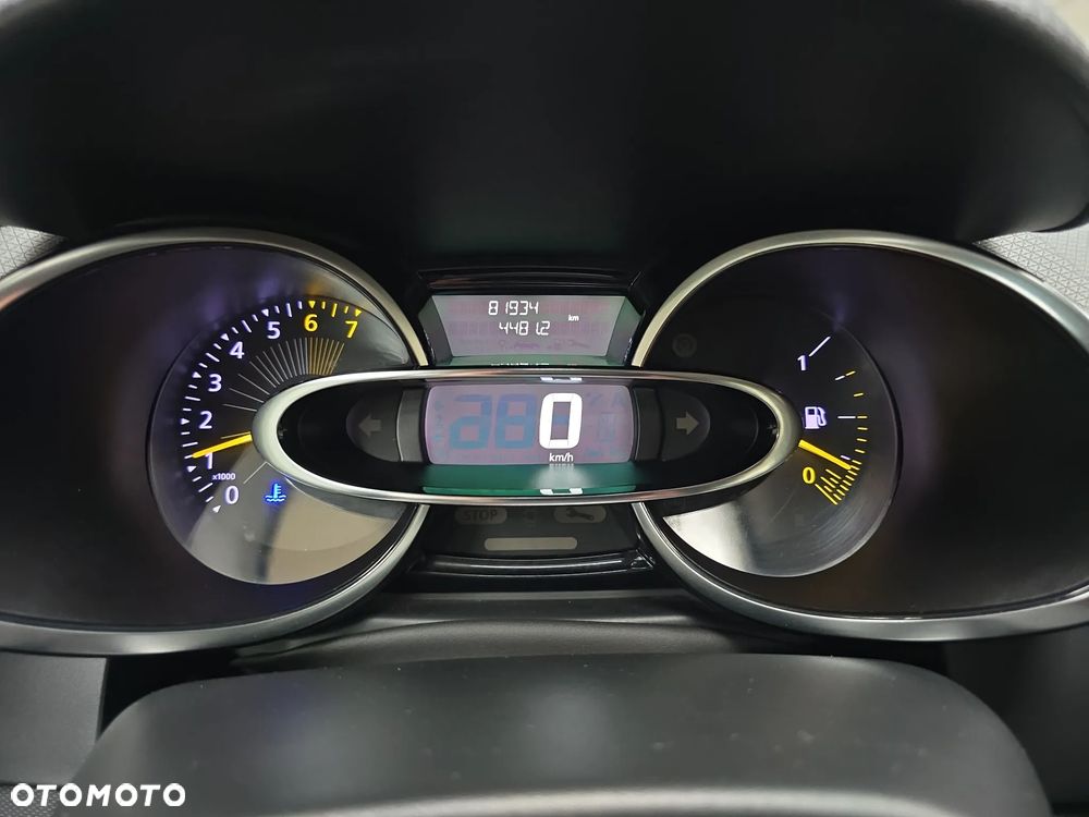 Renault Clio 1.2 16V Alize - 15