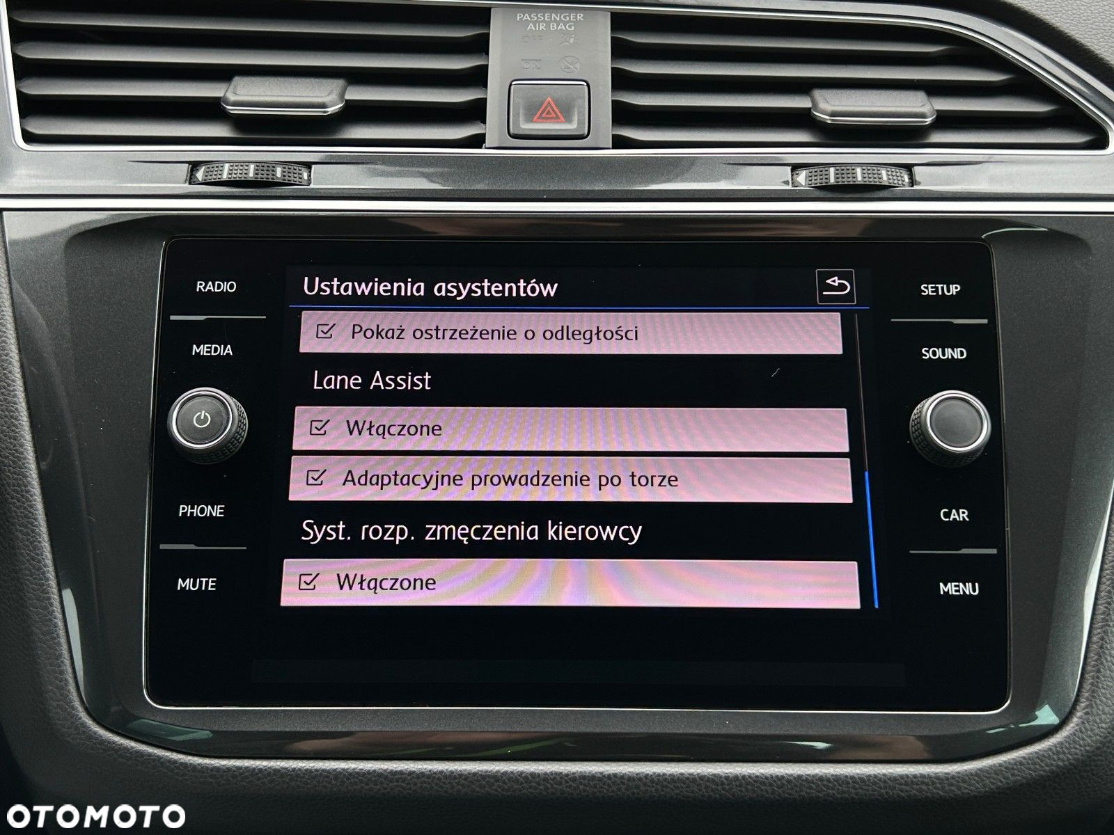 Volkswagen Tiguan 2.0 TDI BMT SCR Comfortline - 29
