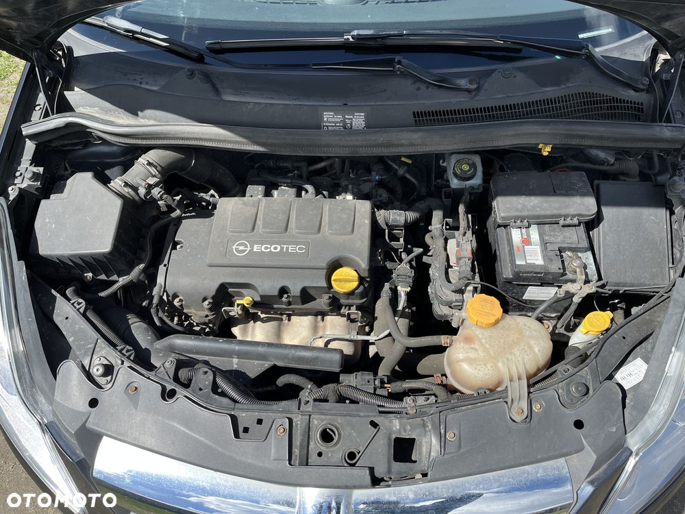 Opel Corsa 1.2 16V 111 - 9
