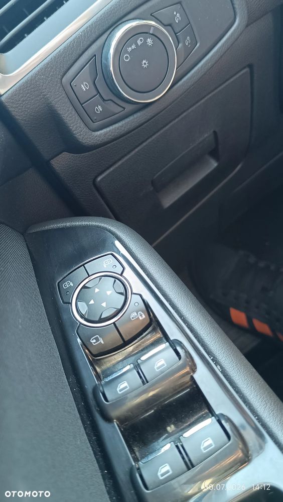 Ford S-Max 2.0 TDCi Titanium PowerShift - 7