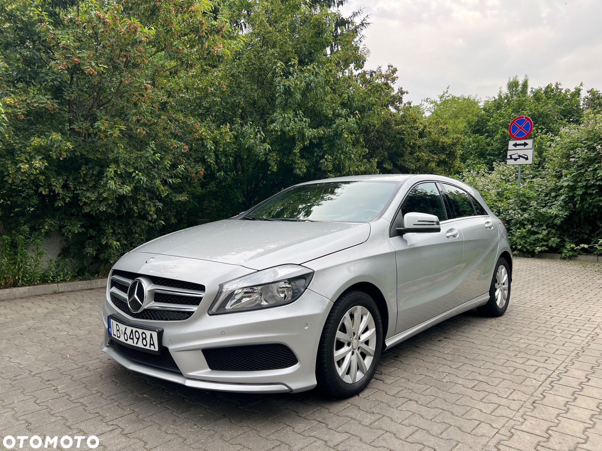 Mercedes-Benz Klasa A 180 (BlueEFFICIENCY) Urban - 1