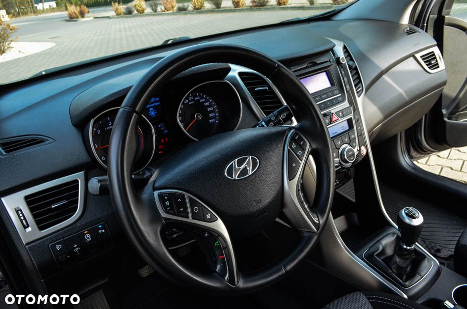 Hyundai i30 1.6 CRDi Premium - 36