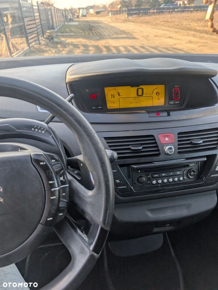 Citroën C4 Grand Picasso 2.0 HDi FAP 7-Sitzer ESG6 Exclusive - 13