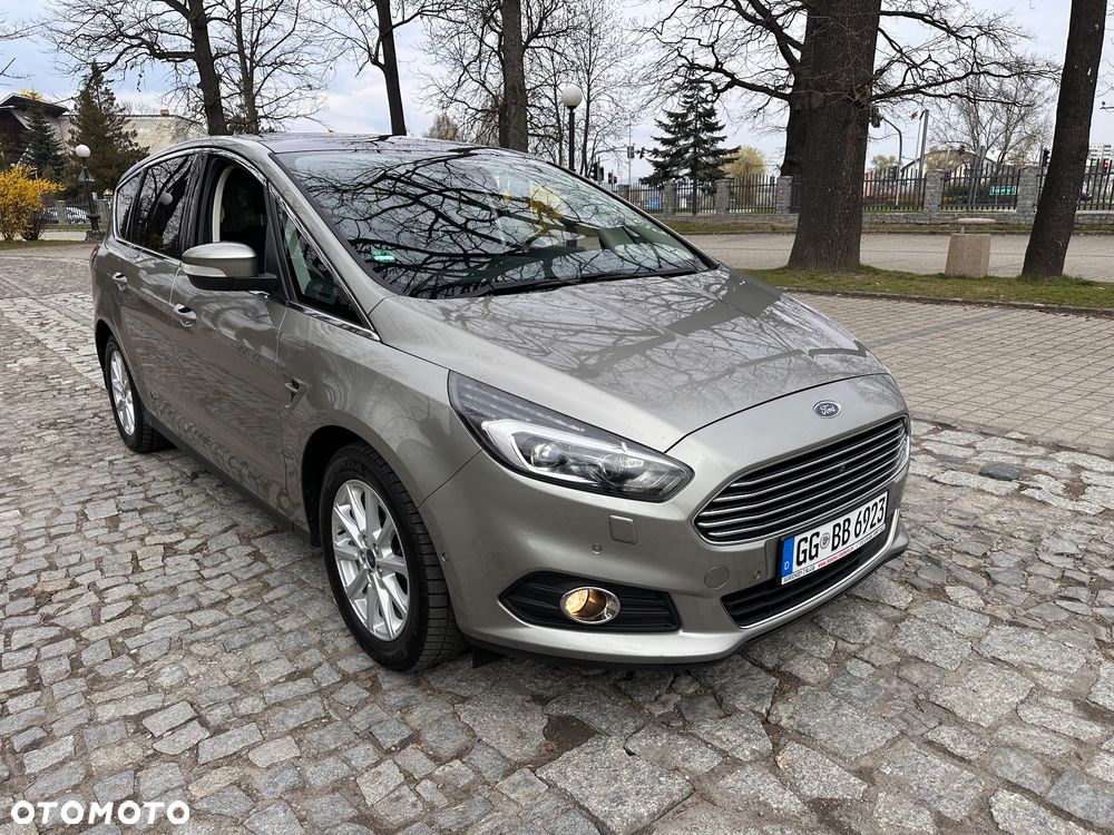 Ford S-Max 2.0 TDCi Titanium