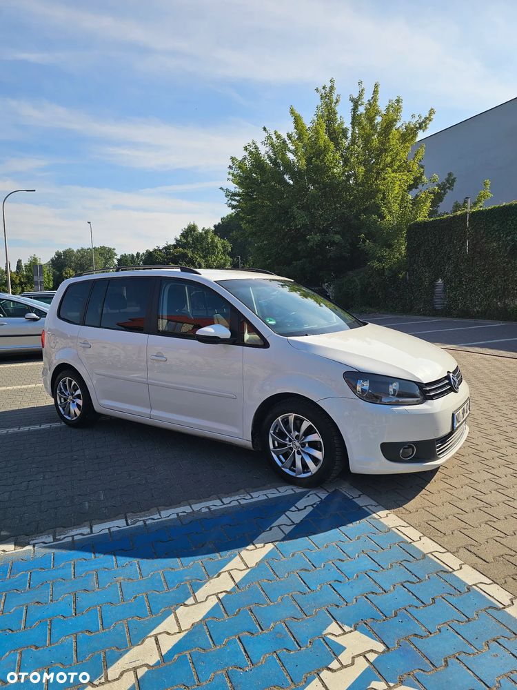 Volkswagen Touran 2.0 TDI DPF DSG STYLE - 11