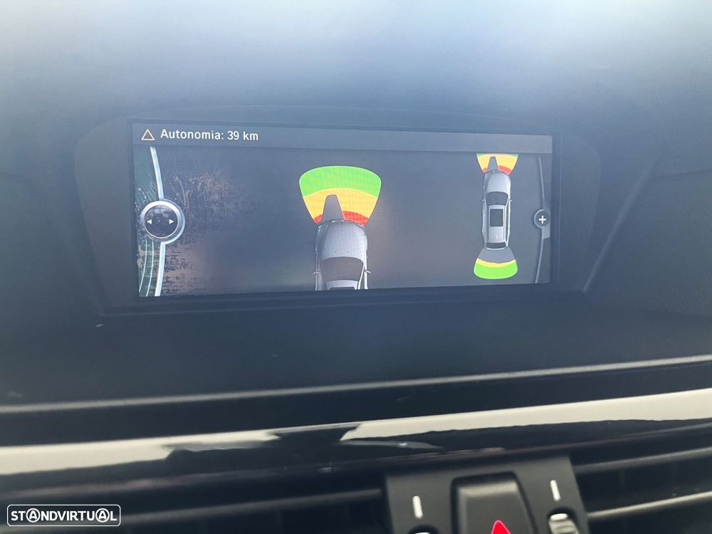 BMW 520 d Executive - 26