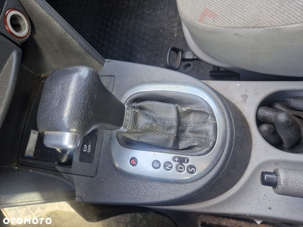 Volkswagen CADDY - 11