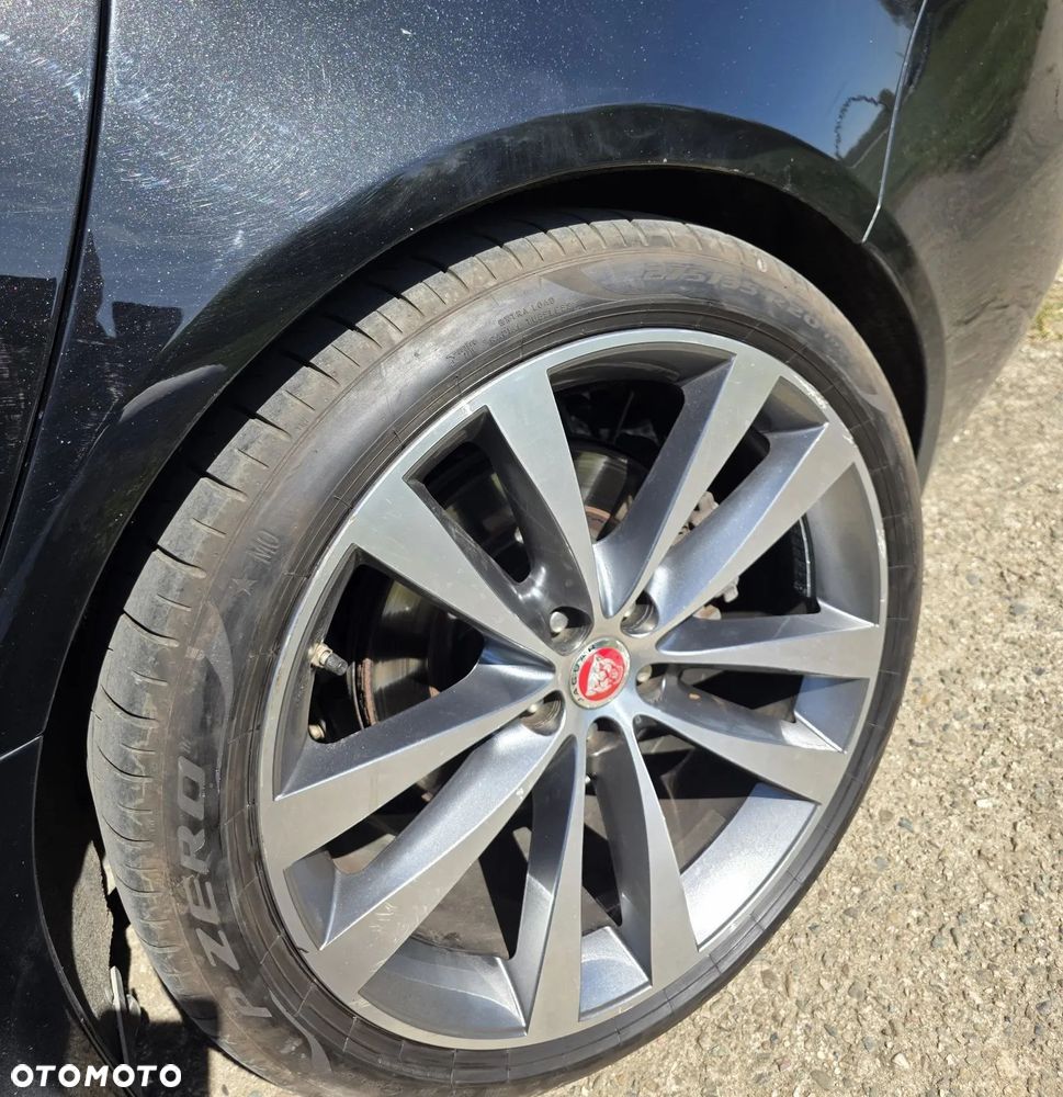 Jaguar XF 3.0 TDV6 300 Sport - 15