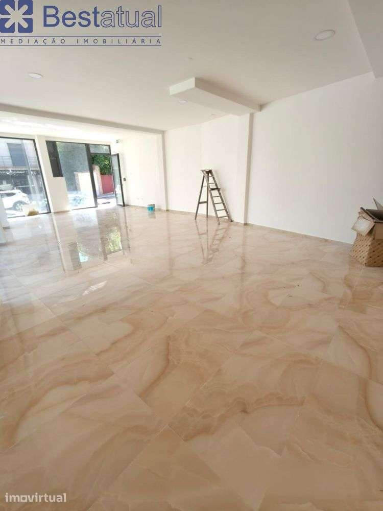 Loja C/80 m2 com 1 Lugar de Garagem - Grande imagem: 5/6