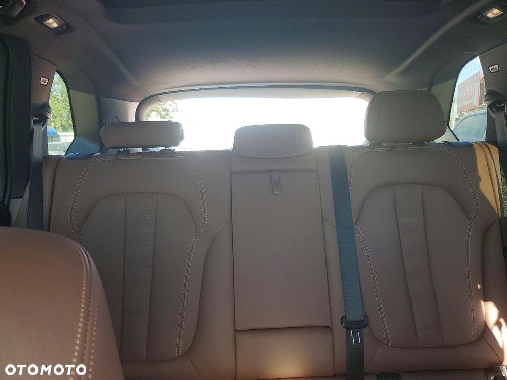 BMW X5 xDrive40i - 9