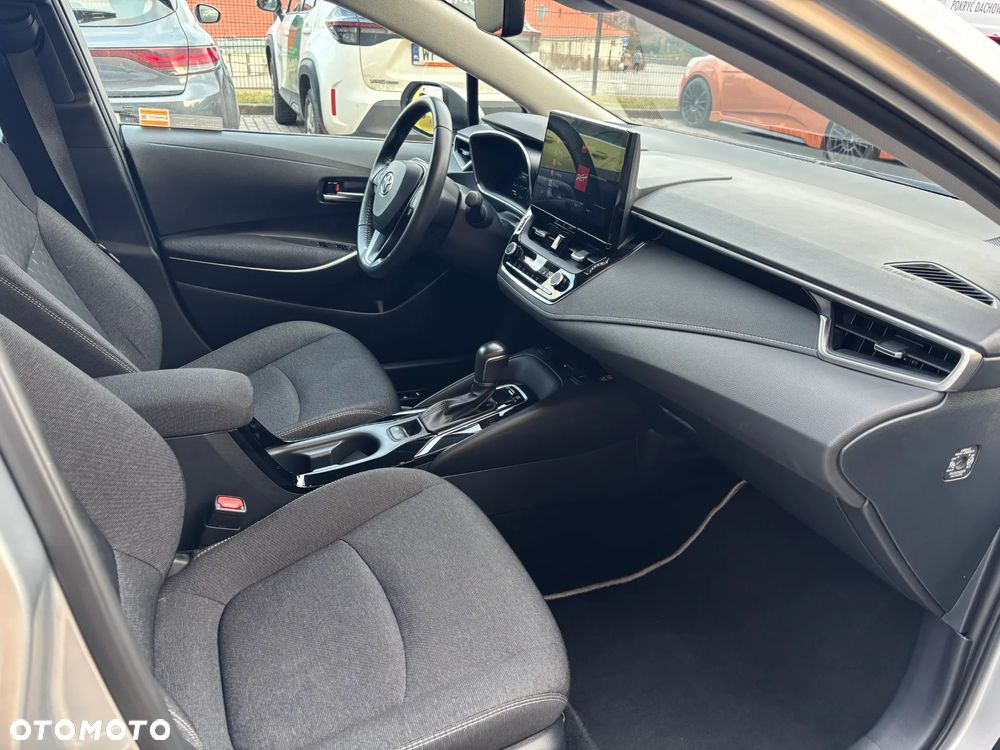 Toyota Corolla 1.8 Hybrid Comfort - 24