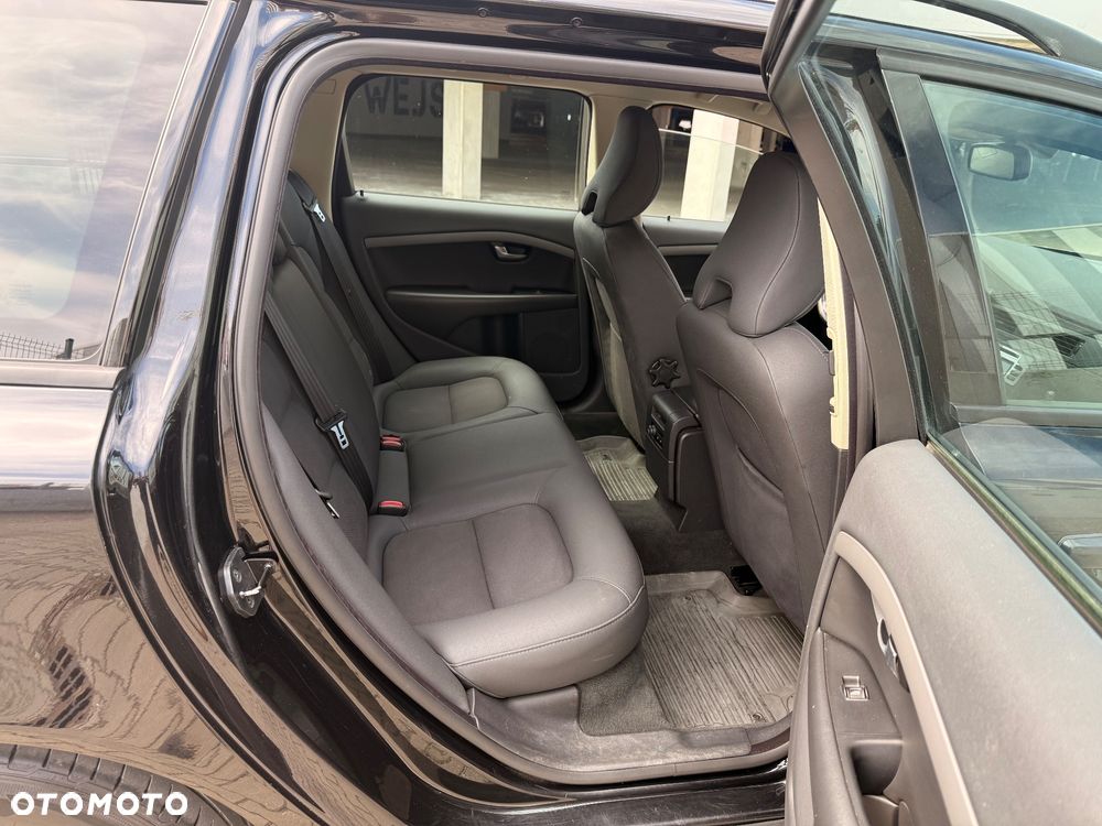 Volvo V70 2.0 - 15