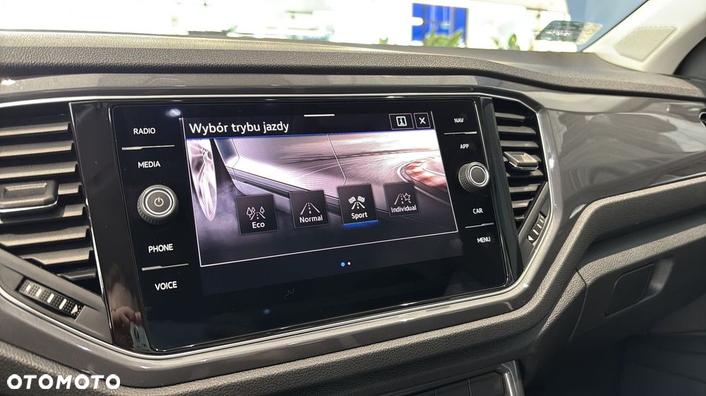 Volkswagen T-Roc 1.5 TSI GPF ACT Premium DSG - 27