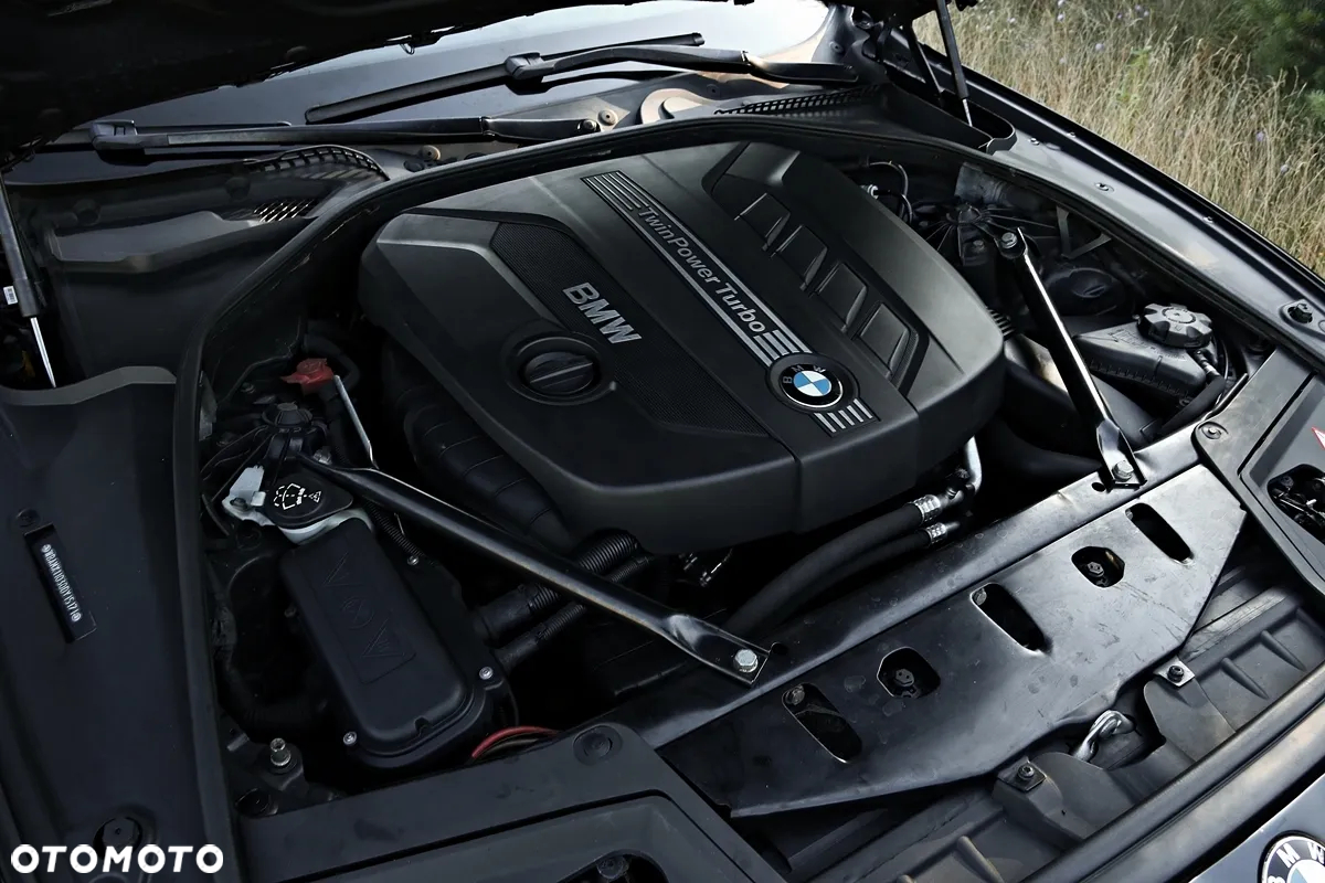 BMW Seria 5 520d Touring Luxury Line - 40