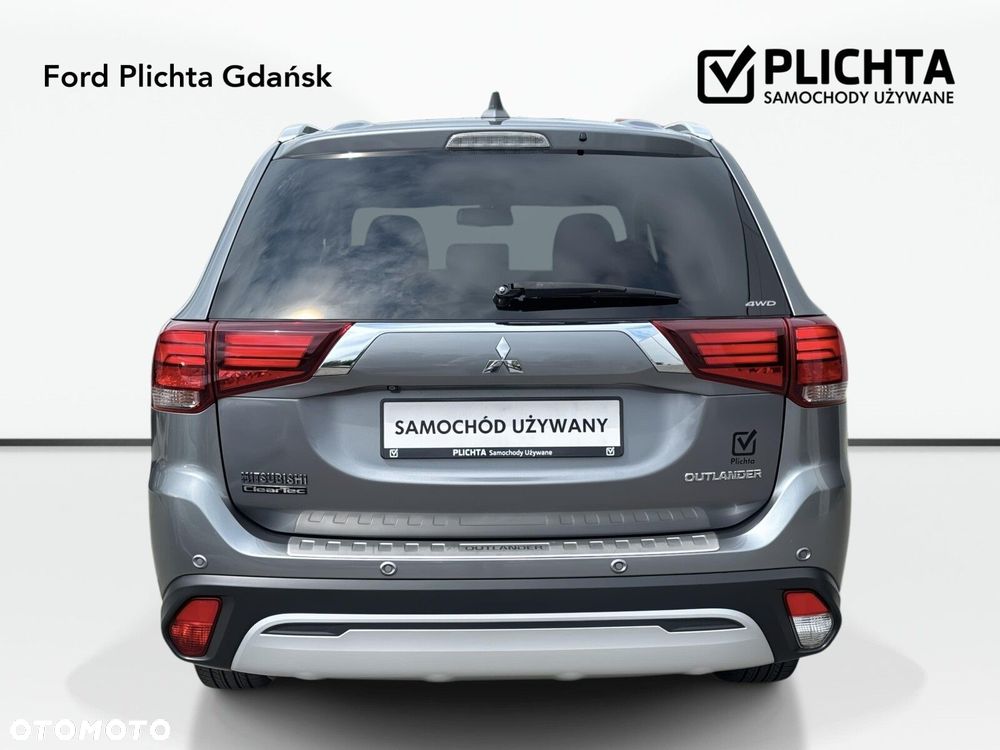 Mitsubishi Outlander - 7
