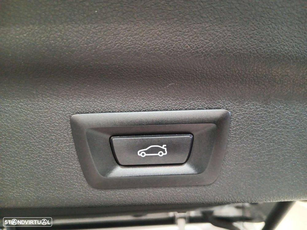 BMW iX1 eDrive20 Pack Desportivo M - 20