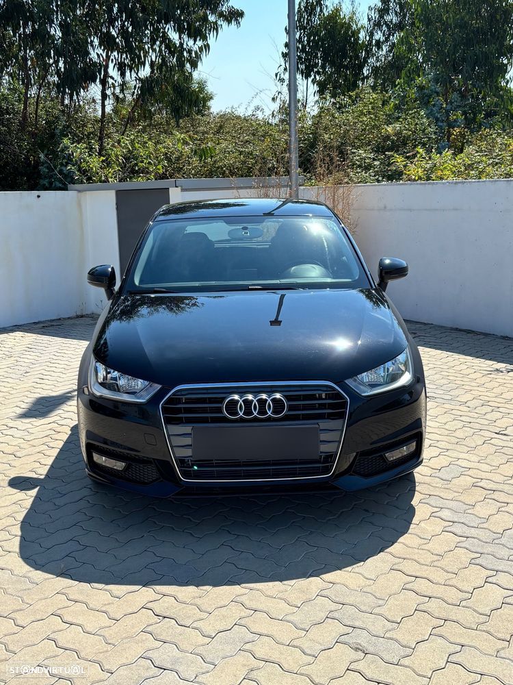 Audi A1 1.0 TFSI Design - 1