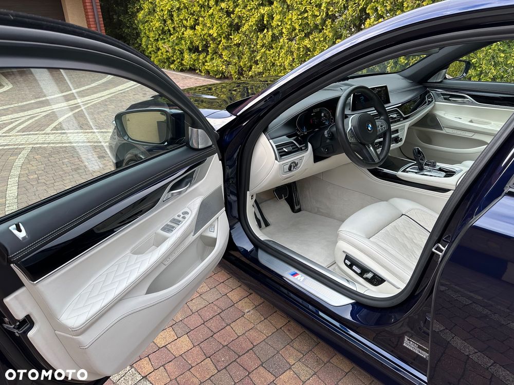 BMW Seria 7 745Le xDrive - 9