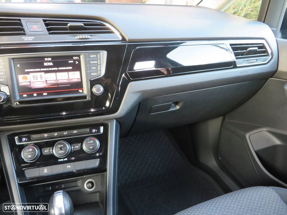 VW Touran 1.6 TDI Confortline DSG - 23