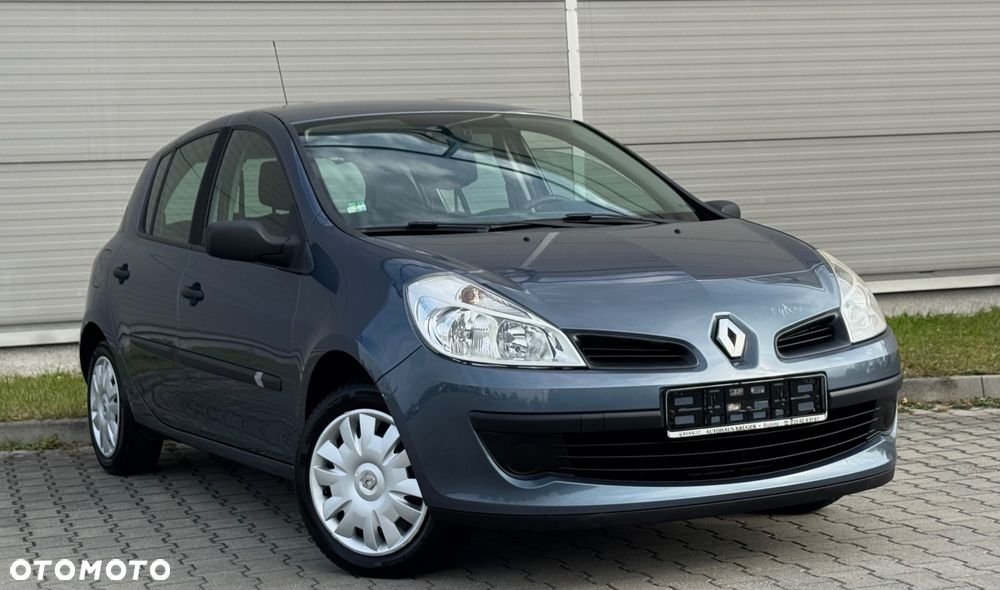 Renault Clio - 19