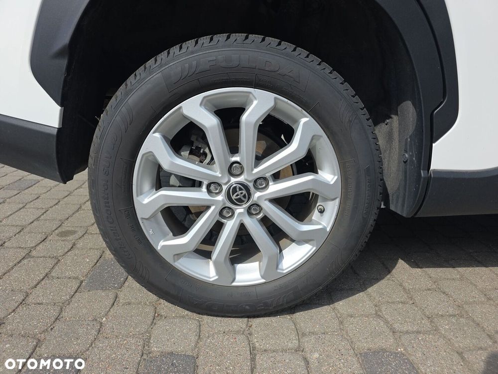 Toyota Corolla Cross - 24