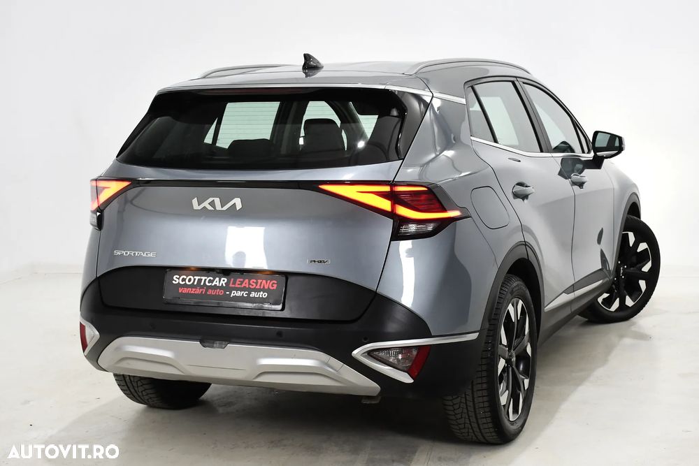 Kia Sportage 1.6 T-GDI PHEV 6AT 4x4 Style - 6