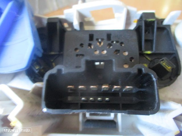 Comando Sofagem N106276R DACIA SANDERO 2011 1.4I 75CV 0P AZUL VALEO - 3