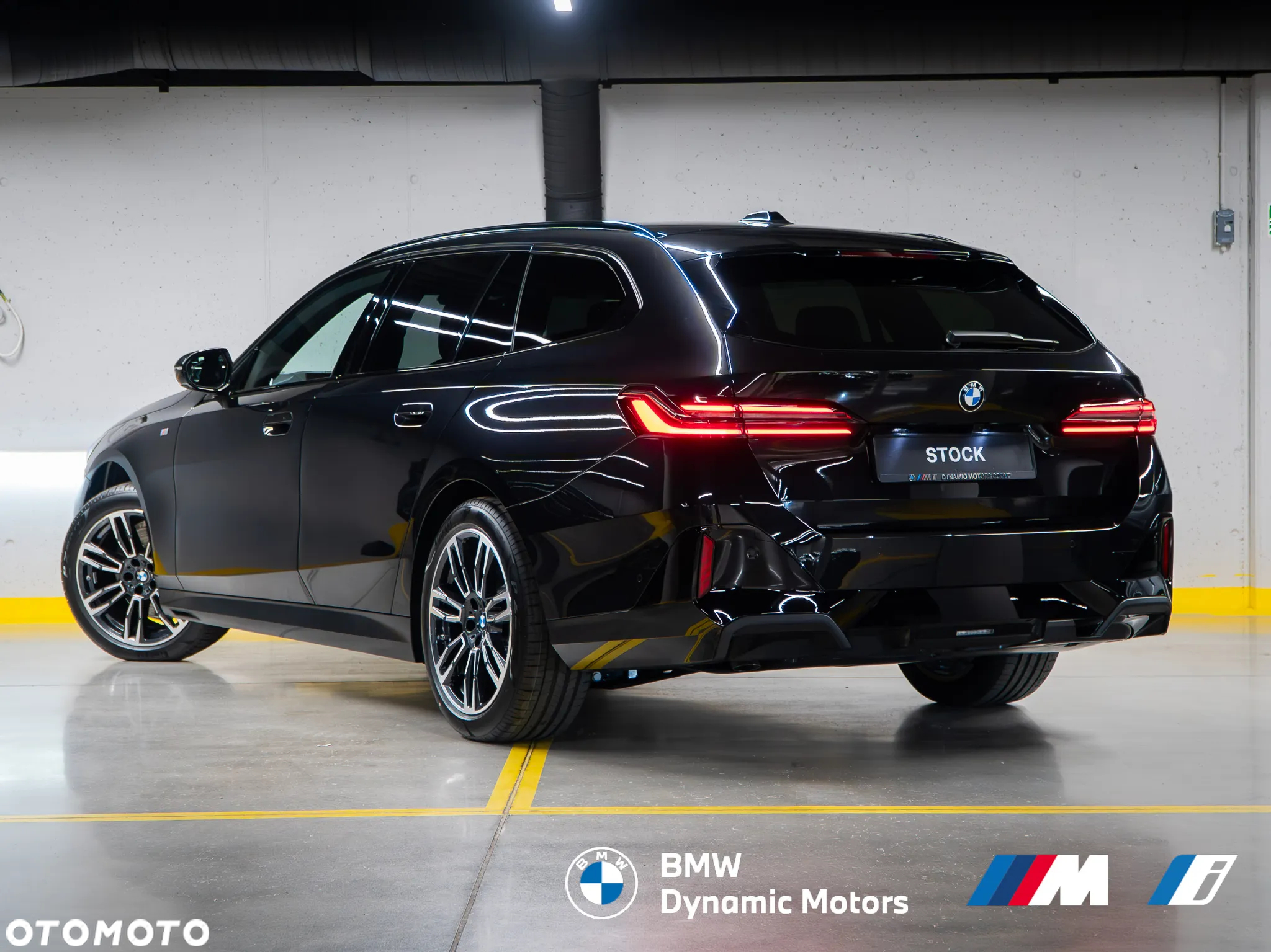 BMW Seria 5 520d xDrive Touring - 6