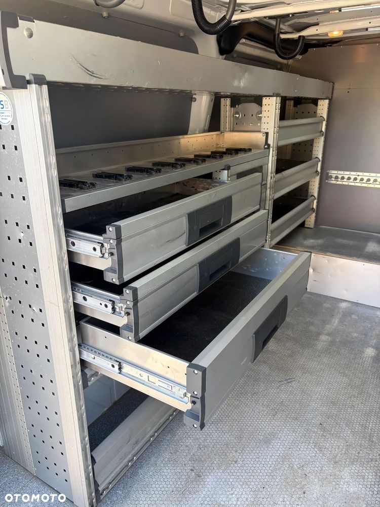 Ford Transit Custom - 29