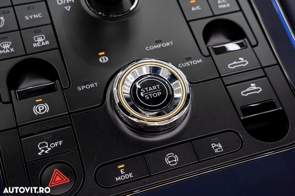 Bentley Continental GTC Speed - 34