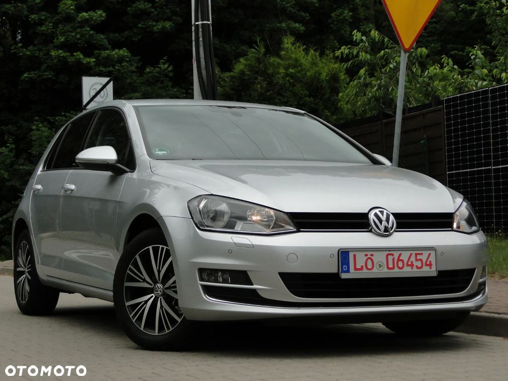 Volkswagen Golf 1.6 TDI BlueMotion Technology Allstar - 16