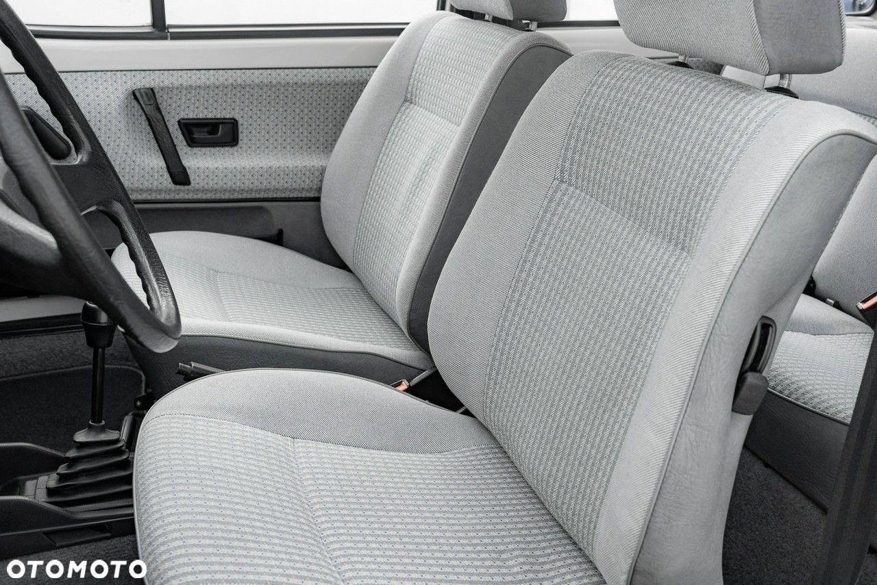 Volkswagen Polo - 17