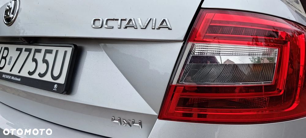 Skoda Octavia 2.0 TSI 4x4 Ambition DSG - 3