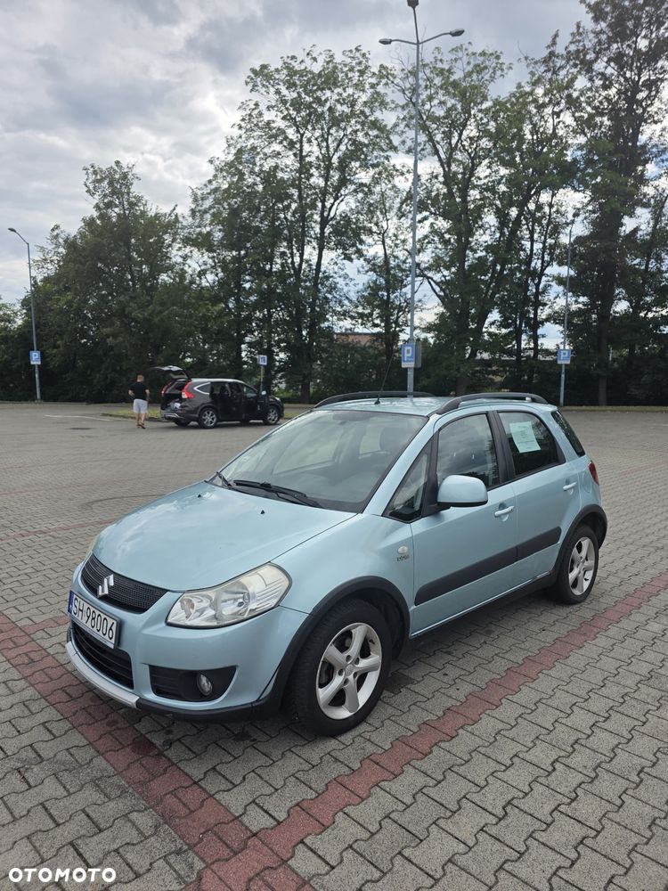 Suzuki SX4 - 1