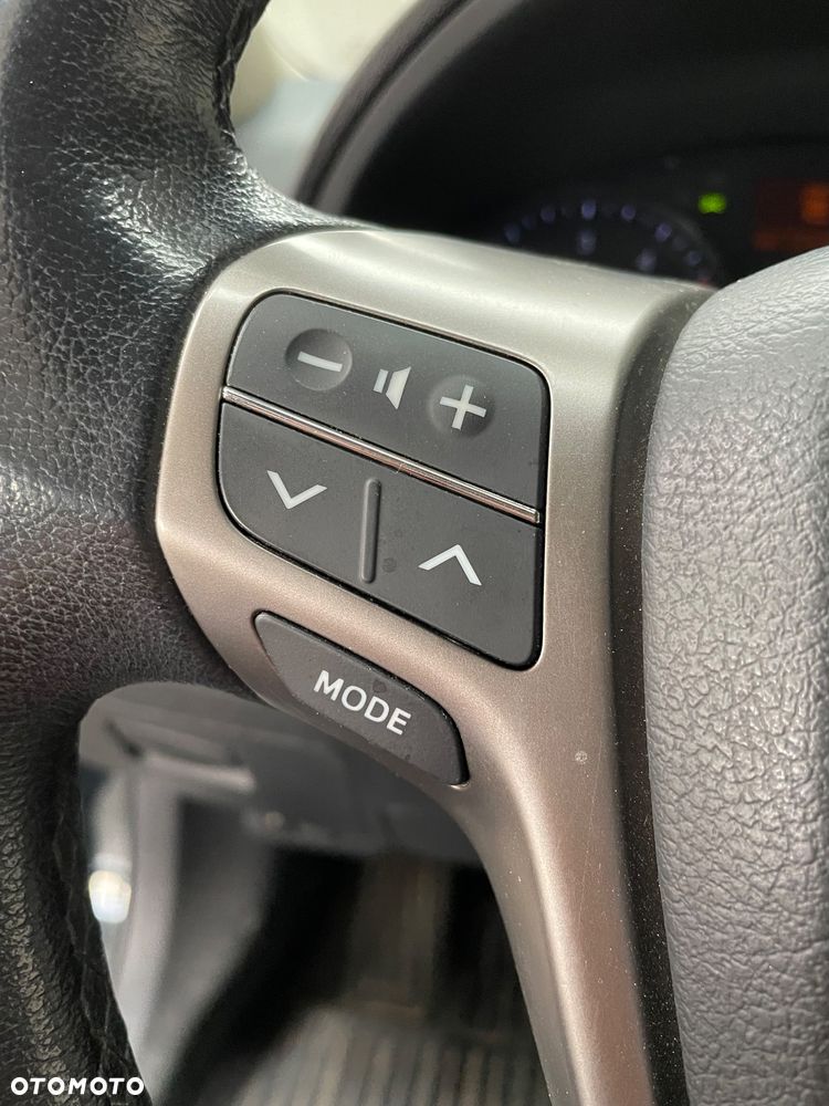 Toyota Avensis 2.0 D-4D Platinium - 15