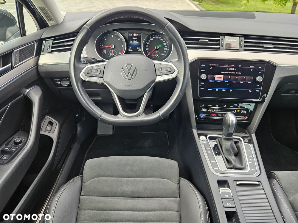 Volkswagen Passat - 24